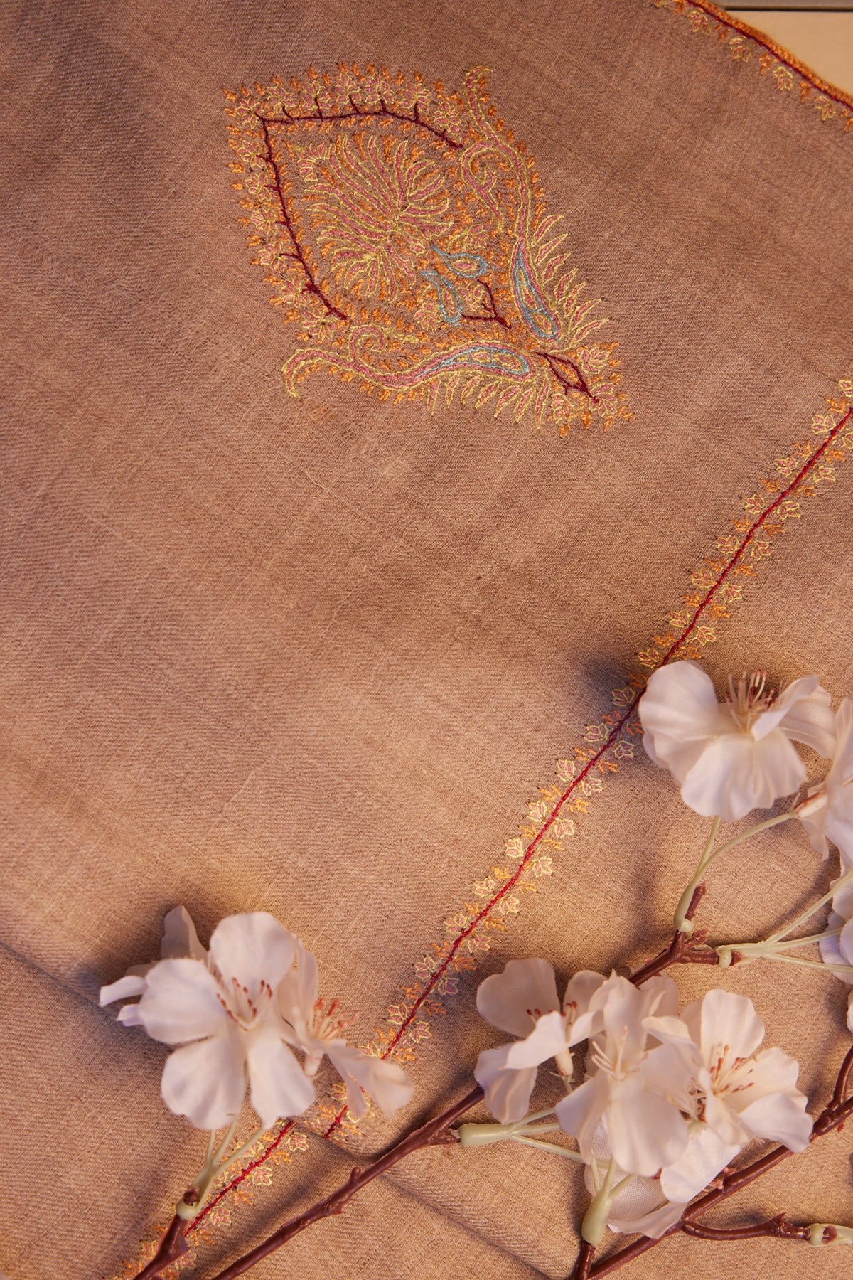Natural Sozni Embroidered Botidar Pashmina Shawl