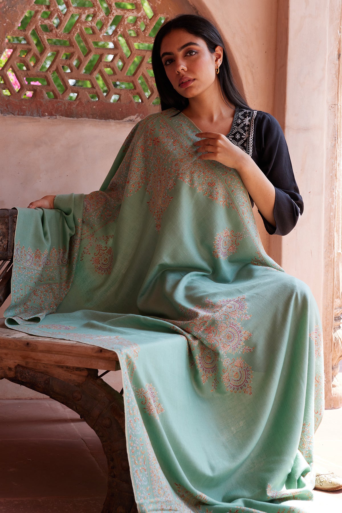 Dull Green Sozni Embroidered Botidar Pashmina Shawl