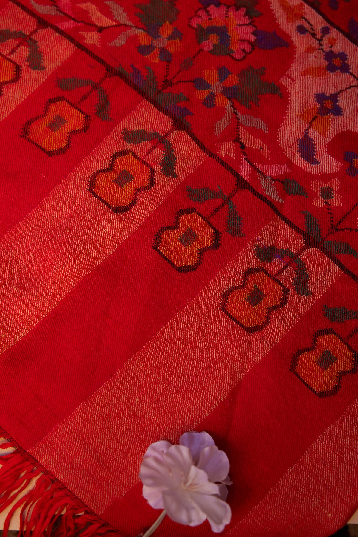 Blood Red Kani Jamawar Pashmina Shawl