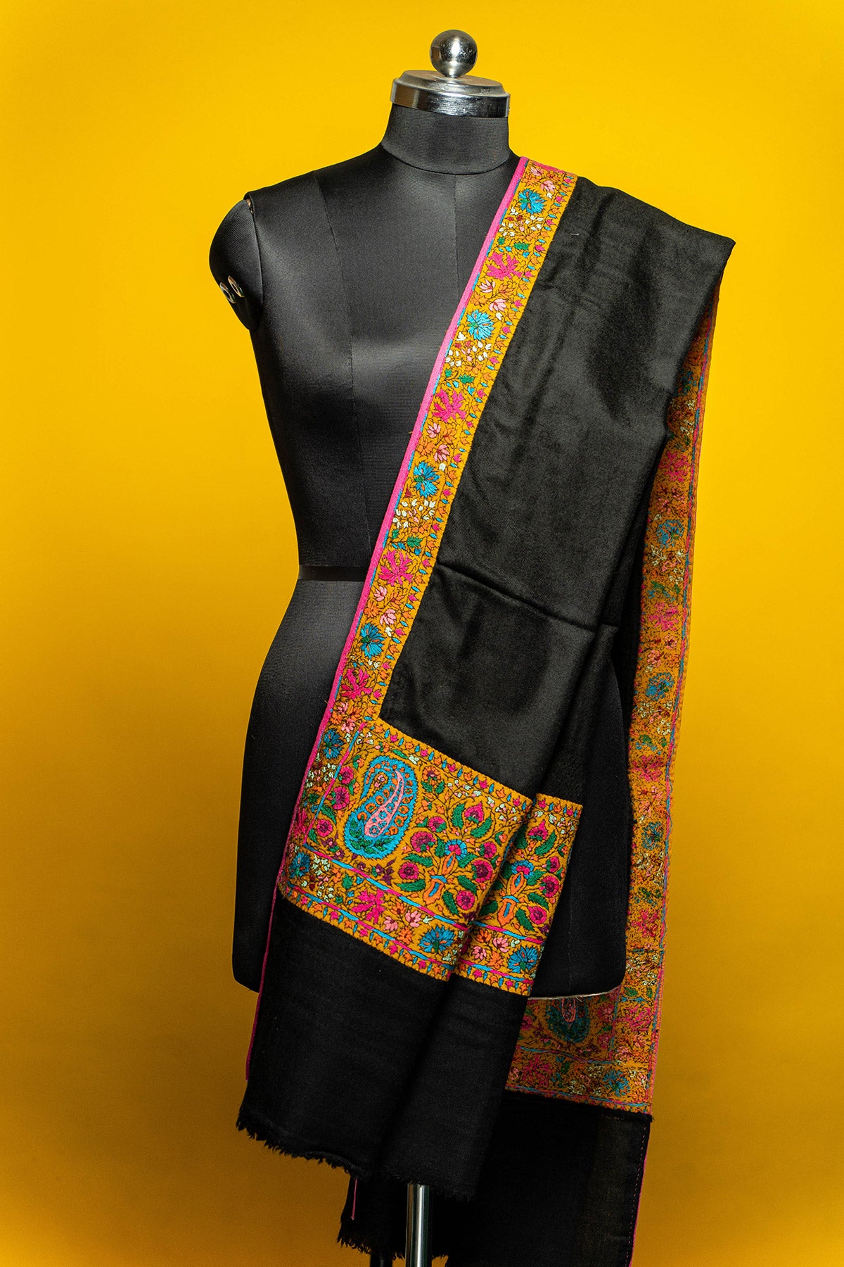 Black Kashidakari Embroidered Palladar Pashmina Shawl